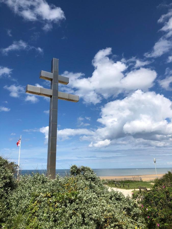 Le Cocon De Nacre - A 300M De La Plage - Wifi Courseulles-sur-Mer Buitenkant foto